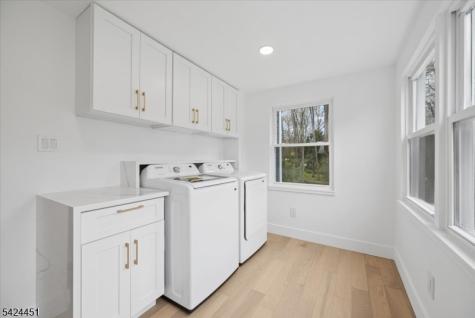 686 Meyersville Road Long Hill NJ 07933