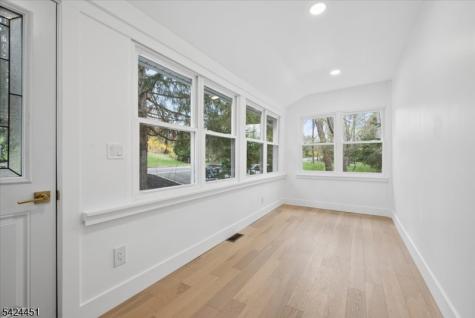 686 Meyersville Road Long Hill NJ 07933