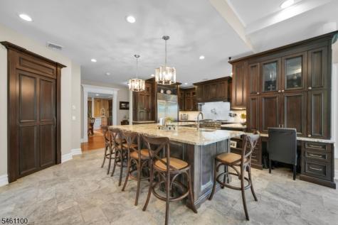 21 Reagan Way Kinnelon NJ 07405