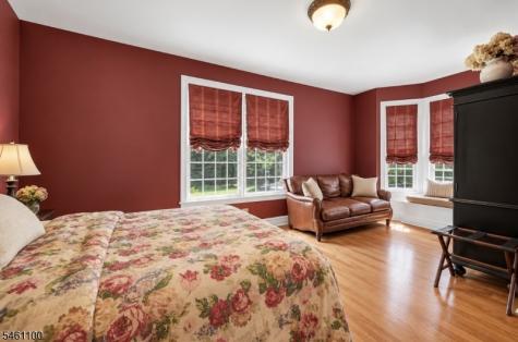 21 Reagan Way Kinnelon NJ 07405