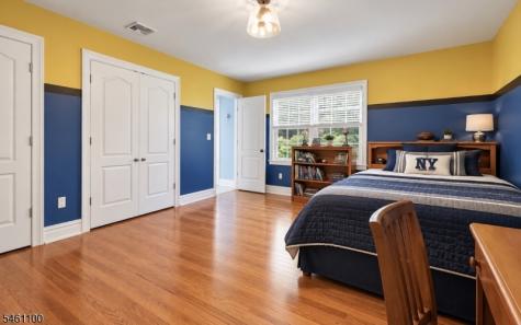 21 Reagan Way Kinnelon NJ 07405