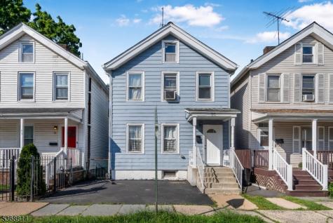 95 Hamilton Street East Orange NJ 07017