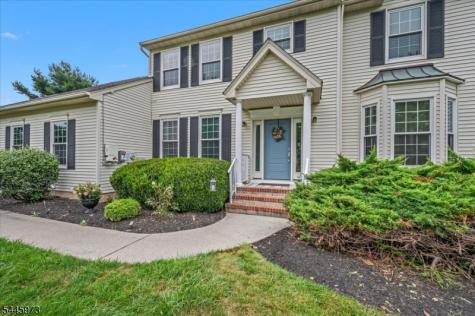39 Meadowview Drive Lopatcong NJ 08865