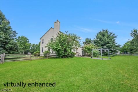 39 Meadowview Drive Lopatcong NJ 08865