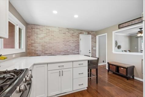 68 Voorhees Corner Road Raritan NJ 08822