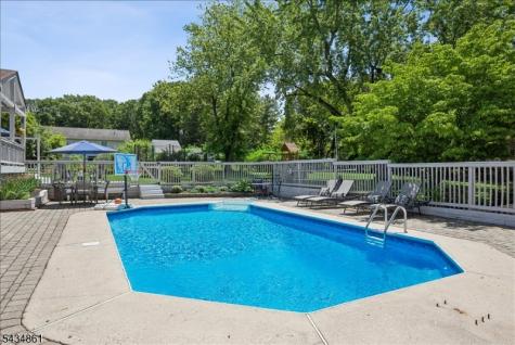 68 Voorhees Corner Road Raritan NJ 08822