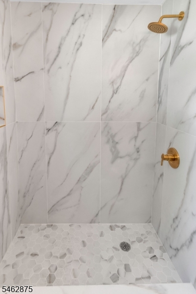 197 Delaware Avenue Aberdeen NJ 07721