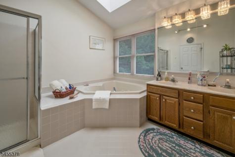 2 Fells Lane Mount Olive NJ 07836