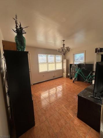 131 Comstock Street New Brunswick NJ 08901
