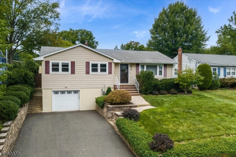 2105 Maple View Court Scotch Plains NJ 07076