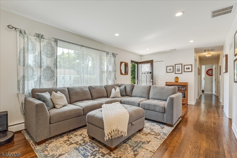 2105 Maple View Court Scotch Plains NJ 07076