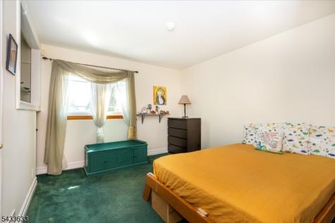 11 Allen Drive Wayne NJ 07470