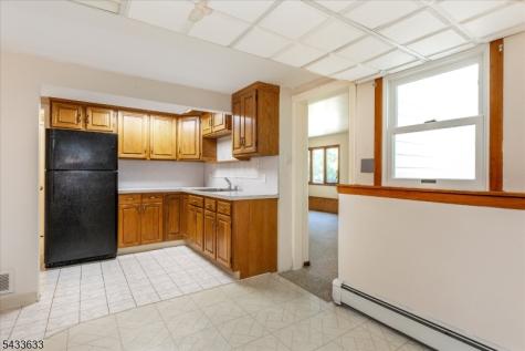 11 Allen Drive Wayne NJ 07470