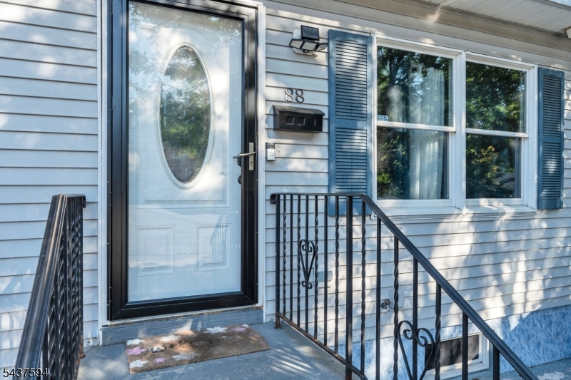 88 N 2nd Street Paterson NJ 07522