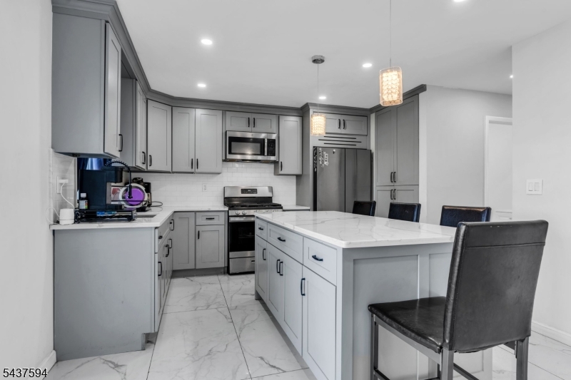 88 N 2nd Street Paterson NJ 07522