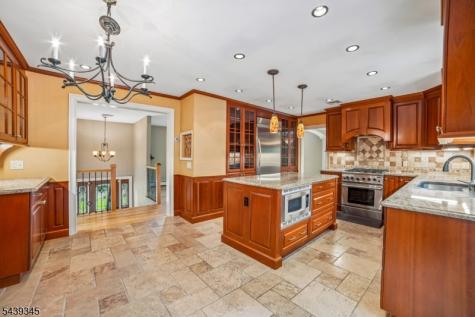 87 Reinman Road Warren NJ 07059