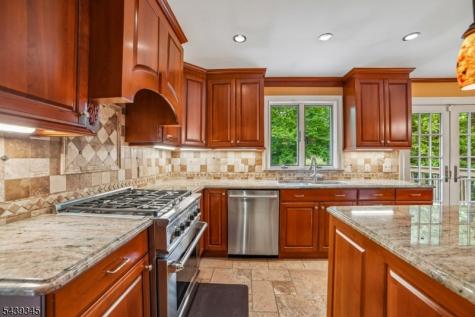 87 Reinman Road Warren NJ 07059