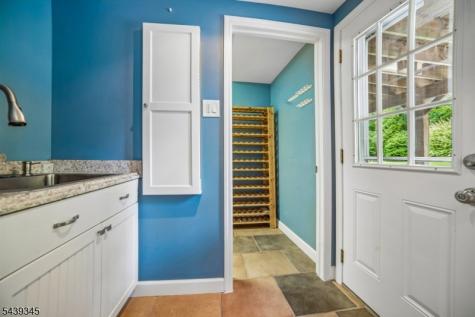 87 Reinman Road Warren NJ 07059