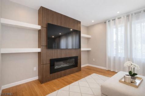 20 Cliff Avenue Woodbridge NJ 08863