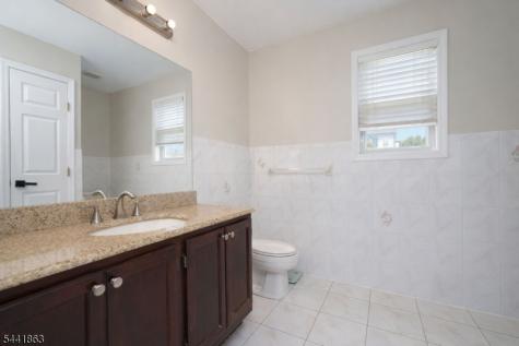 20 Cliff Avenue Woodbridge NJ 08863