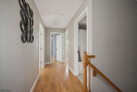 20 Cliff Avenue Woodbridge NJ 08863