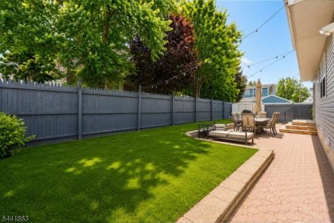 20 Cliff Avenue Woodbridge NJ 08863