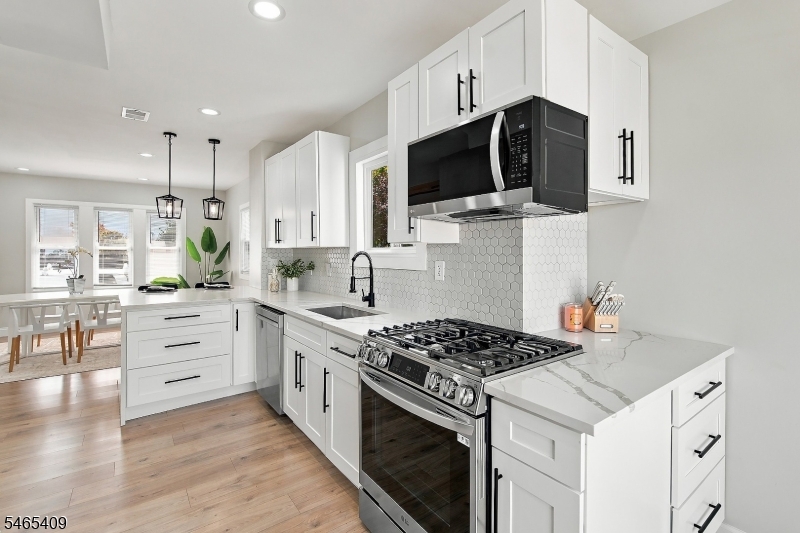 36 Willry Street Woodbridge NJ 07095