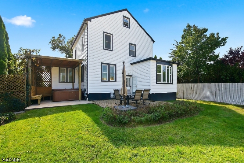 36 Willry Street Woodbridge NJ 07095