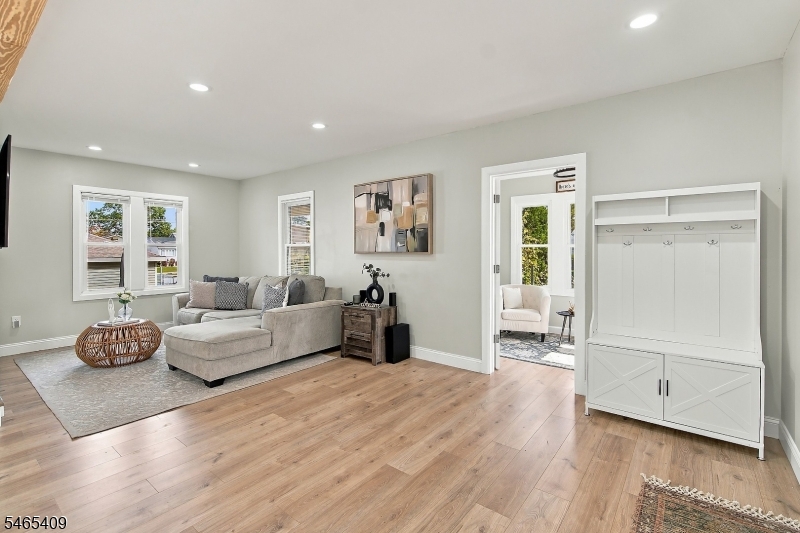 36 Willry Street Woodbridge NJ 07095