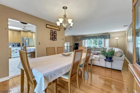 5 Seminole Way West Milford NJ 07480