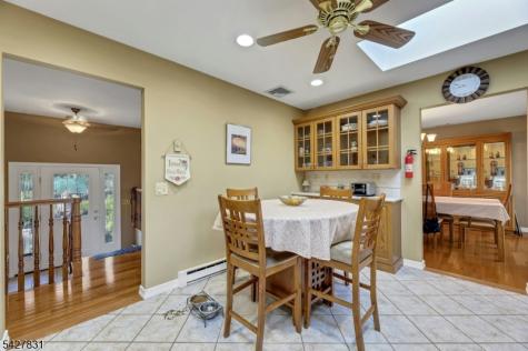5 Seminole Way West Milford NJ 07480