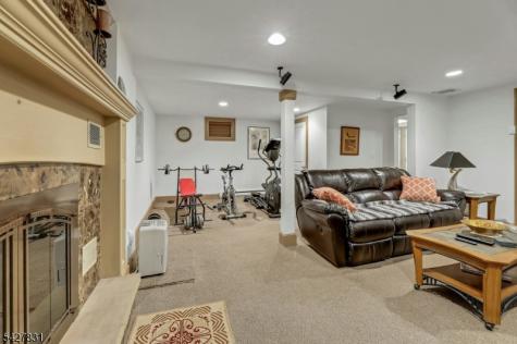 5 Seminole Way West Milford NJ 07480