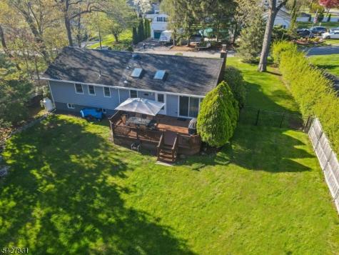 5 Seminole Way West Milford NJ 07480