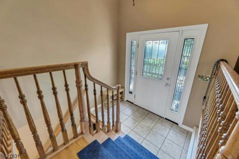5 Seminole Way West Milford NJ 07480
