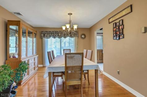 5 Seminole Way West Milford NJ 07480