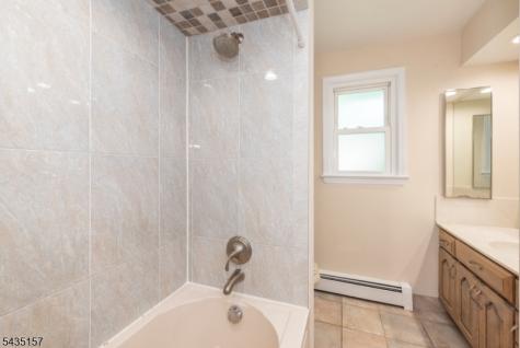68 Mandeville Drive Wayne NJ 07470