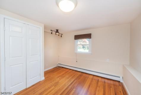 68 Mandeville Drive Wayne NJ 07470