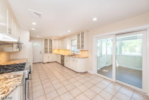 68 Mandeville Drive Wayne NJ 07470