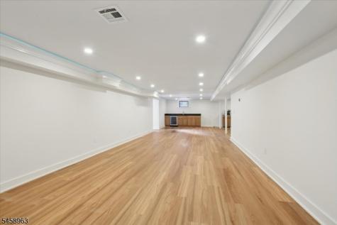 32 Felch Road Florham Park NJ 07932