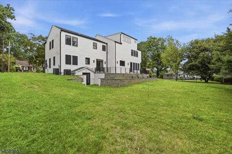 32 Felch Road Florham Park NJ 07932