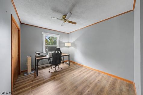 4 Gapview Avenue Hope NJ 07825