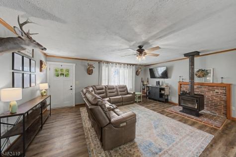 4 Gapview Avenue Hope NJ 07825