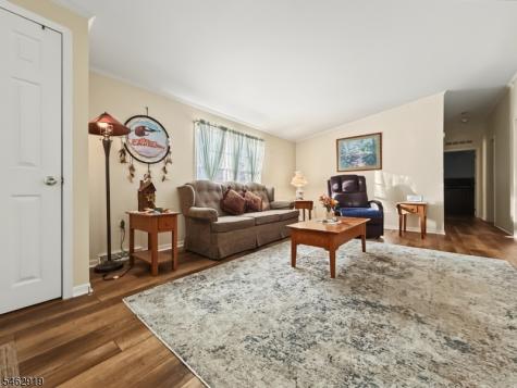 4 Morningside Drive White NJ 07823