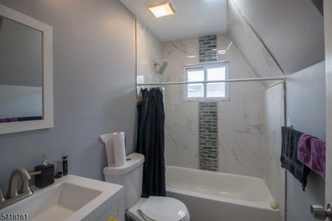 625 Park Avenue East Orange NJ 07017