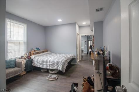 625 Park Avenue East Orange NJ 07017