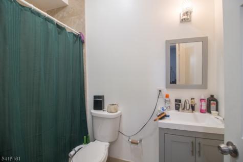 625 Park Avenue East Orange NJ 07017