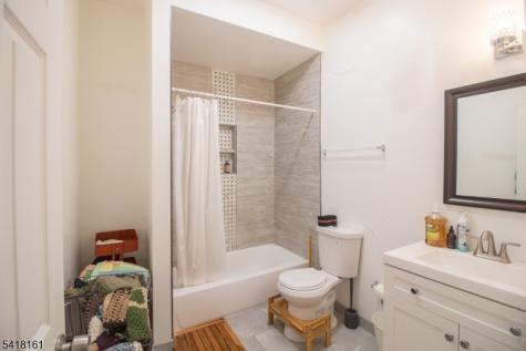 625 Park Avenue East Orange NJ 07017