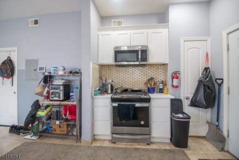 625 Park Avenue East Orange NJ 07017