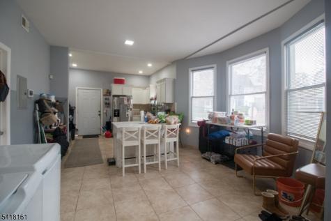 625 Park Avenue East Orange NJ 07017