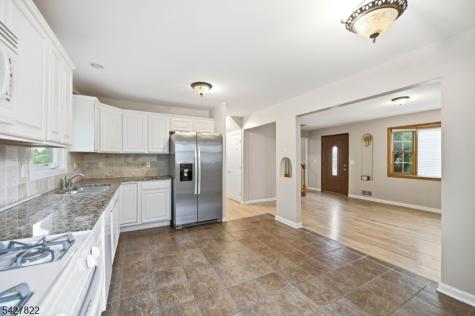 104 14TH Street Cresskill NJ 07626